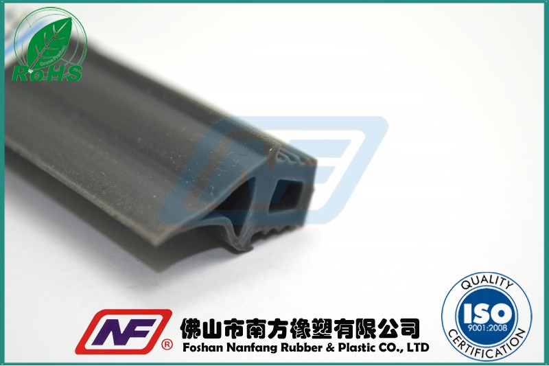 我囯的橡膠工業(yè)形勢(shì)逐漸回暖！